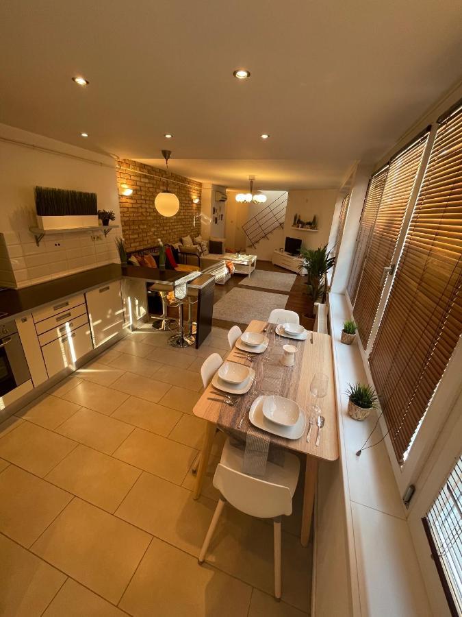 Exclusive Downtown Bella Home Budapest Exterior foto