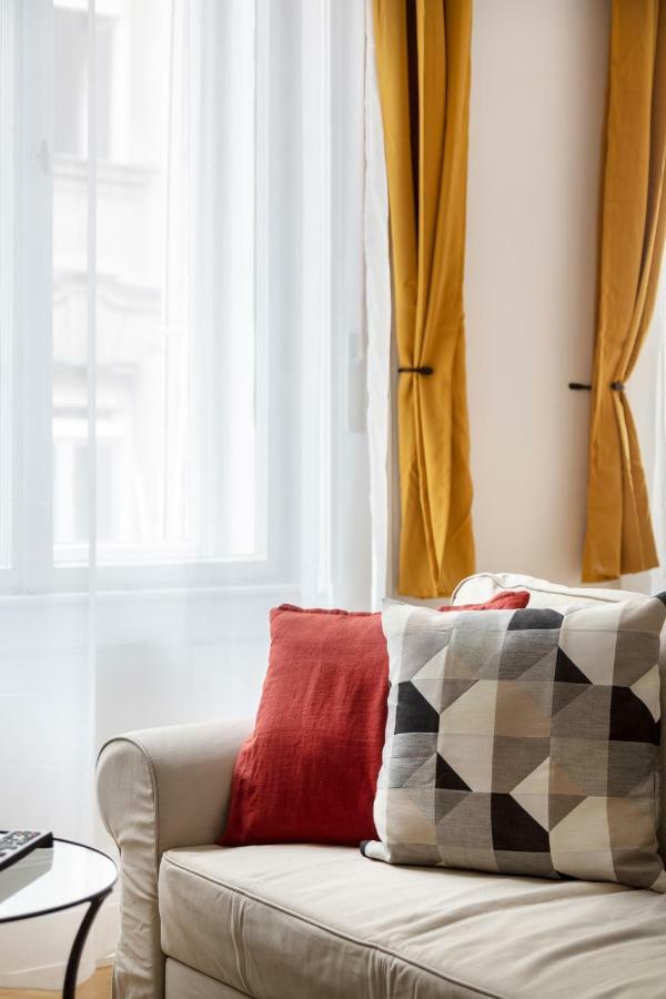 Exclusive Downtown Bella Home Budapest Exterior foto